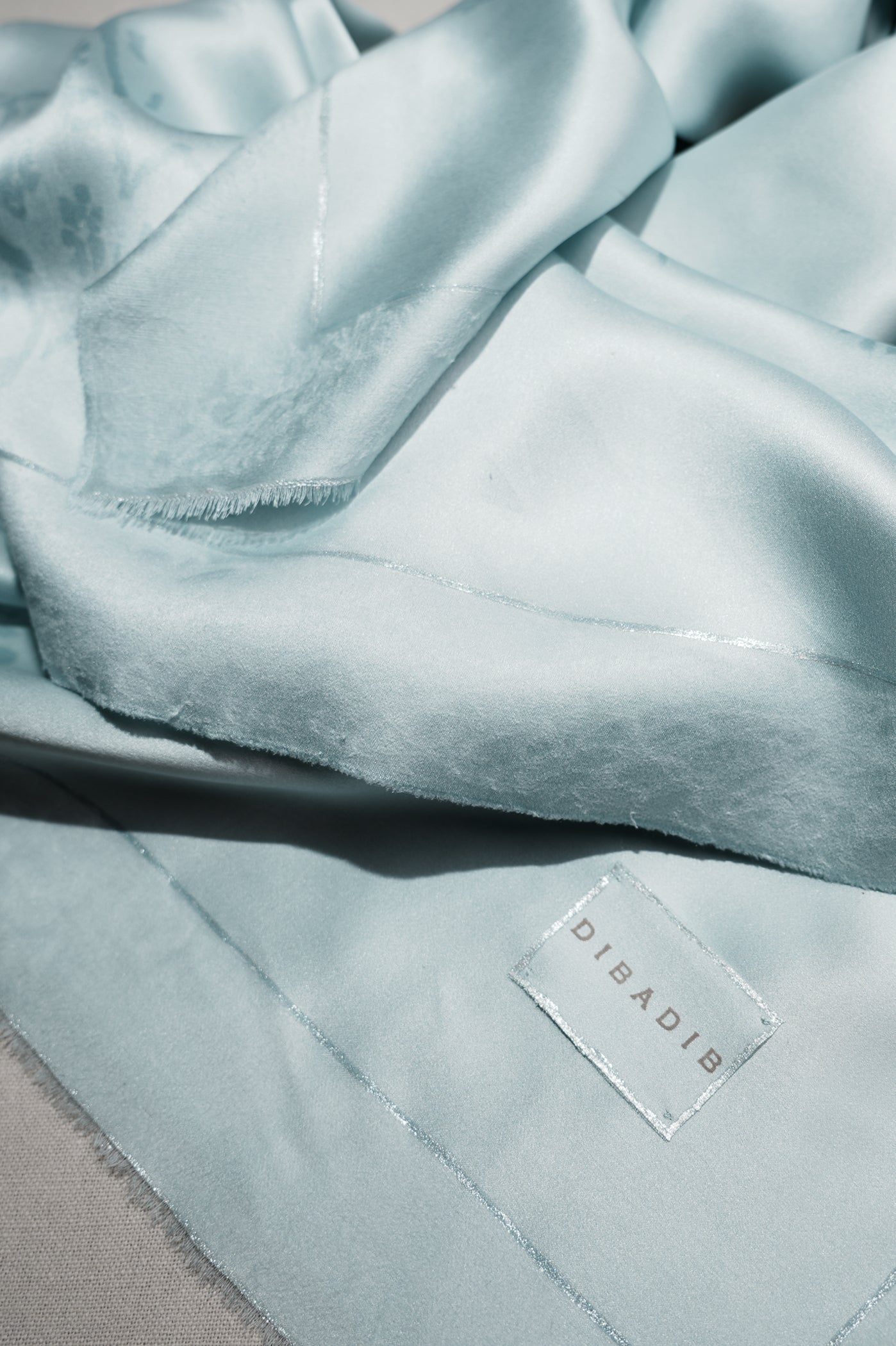 Nôurân Scarf - Moonstone